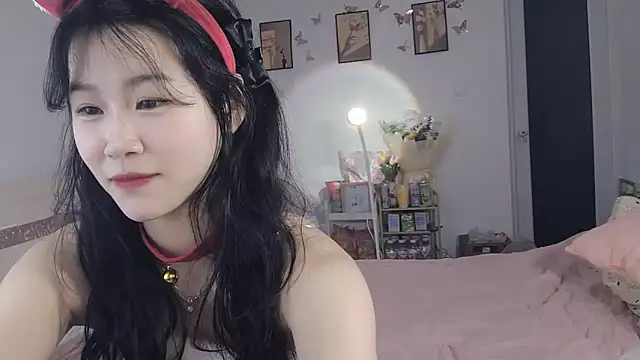 Luminous163 online show from March 2025 02:55:02 PM