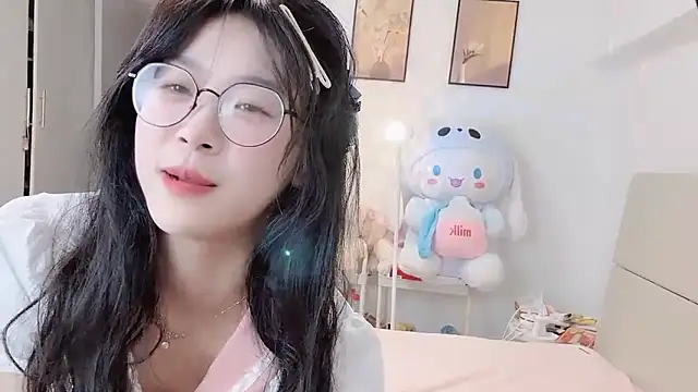 Luminous163 online show from November 2025 01:22:04 PM