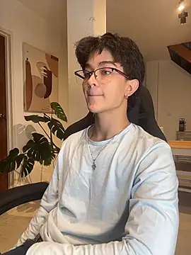 ajordanR online show from April 2026 01:03:01 AM