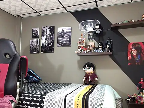 marcel crawford96 online show from February 2025 04:24:02 PM