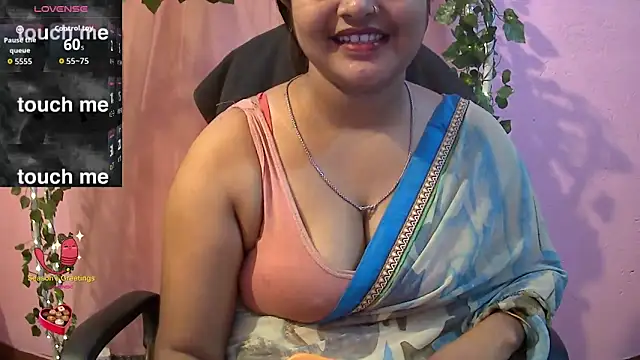 Snapshot of Pari-new chatting on April 2026 04:21:01 AM Pari-new online show from April 2026 04:21:01 AM
