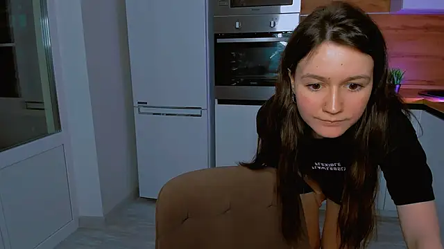 Snapshot of ameli_moon chatting on February 2025 06:09:02 PM ameli moon online show from February 2025 06:09:02 PM