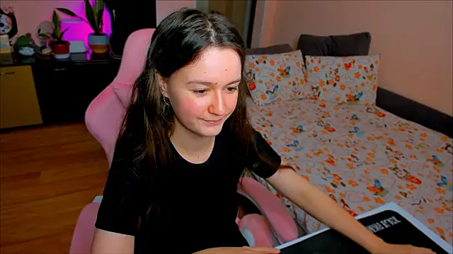 Snapshot of ameli_moon chatting on October 2025 03:21:02 PM ameli moon online show from October 2025 03:21:02 PM