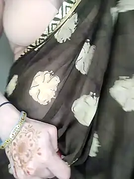 Snapshot of Fair-magic-woman chatting on January 2025 08:27:01 PM Fair-magic-woman online show from January 2025 08:27:01 PM