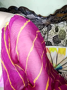 Snapshot of Fair-magic-woman chatting on September 2025 05:58:01 PM Fair-magic-woman online show from September 2025 05:58:01 PM