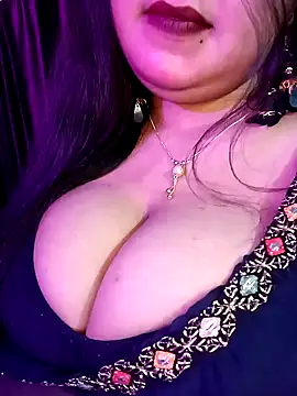 Suhanakhan00 online show from January 2025 10:10:01 AM