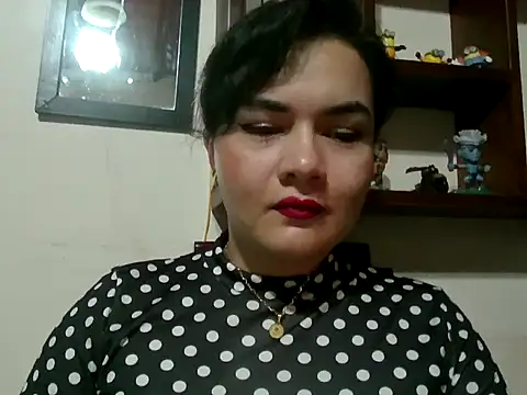 Babe-sofi online show from October 2025 11:34:01 PM