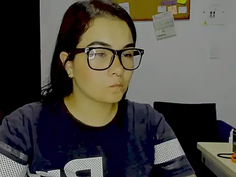 Snapshot of Babe-sofi chatting on July 2026 01:53:02 AM Babe-sofi online show from July 2026 01:53:02 AM