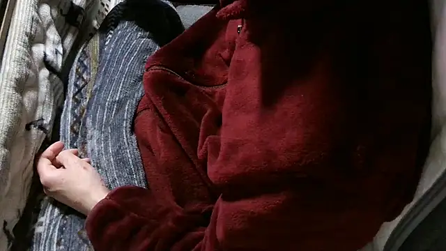 Snapshot of cinnabar_red chatting on April 2026 02:56:01 AM cinnabar red online show from April 2026 02:56:01 AM