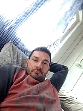 KAZADO LIBERAL online show from September 2025 08:12:02 PM