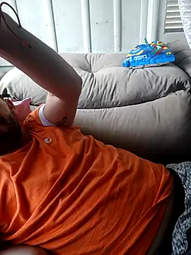 KAZADO LIBERAL online show from November 2025 03:11:01 PM