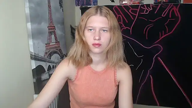 Snapshot of StellaCRL chatting on September 2025 06:06:02 AM StellaCRL online show from September 2025 06:06:02 AM