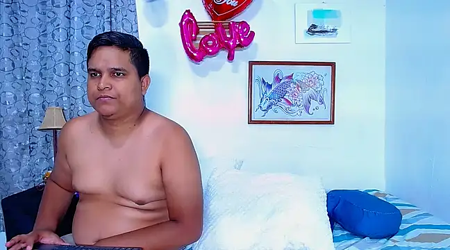 lucasandSofi online show from March 2025 03:41:02 AM