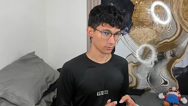 Alexx tc online show from April 2026 01:00:02 AM