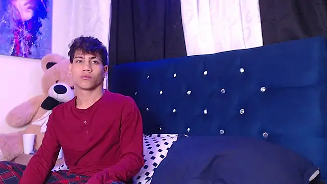 Sexys Boys Hot1 online show from September 2025 02:45:01 AM