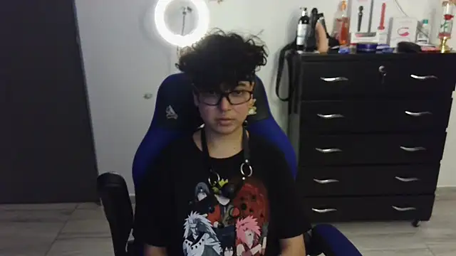 thomascooper7 online show from February 2025 06:37:01 AM