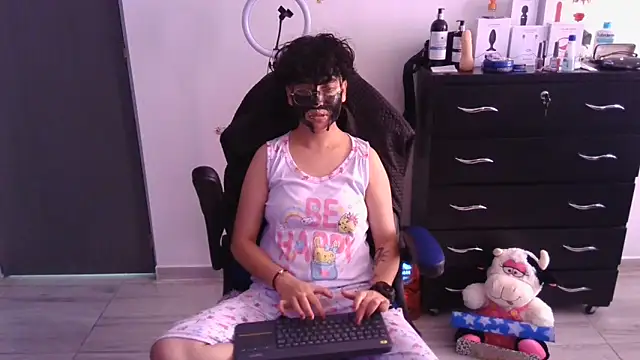 thomascooper7 online show from March 2025 04:55:02 PM