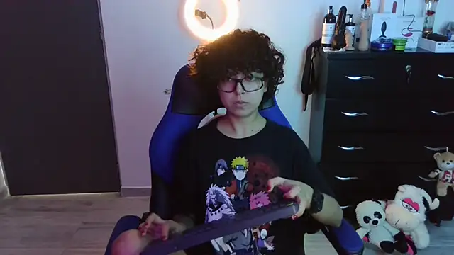 thomascooper7 online show from October 2025 06:05:02 PM