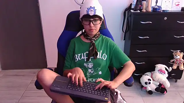 Snapshot of thomascooper7 chatting on January 2026 06:54:01 PM thomascooper7 online show from January 2026 06:54:01 PM