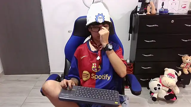 Snapshot of thomascooper7 chatting on January 2026 07:19:02 PM thomascooper7 online show from January 2026 07:19:02 PM