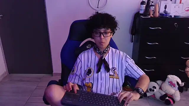 Snapshot of thomascooper7 chatting on February 2026 07:21:02 PM thomascooper7 online show from February 2026 07:21:02 PM