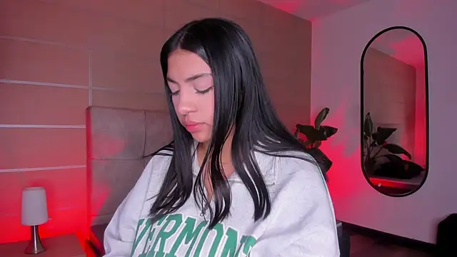 Christine Laam online show from February 2026 12:09:01 PM