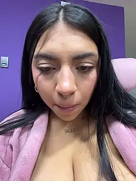 Christine Laam online show from May 2026 03:26:01 AM