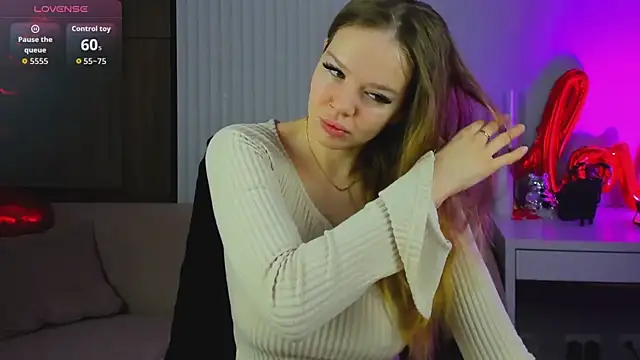 Eva Conors  online show from April 2026 12:55:01 AM