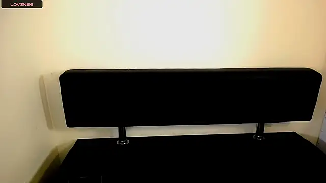 LaimaV  online show from September 2025 07:18:02 AM