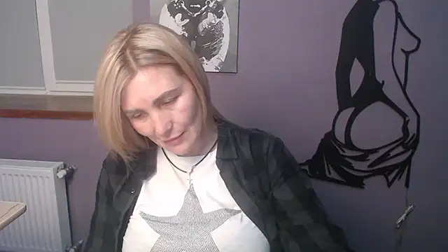 Snapshot of _sexy_lady chatting on May 2026 12:54:02 PM sexy lady online show from May 2026 12:54:02 PM