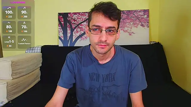 HungEddy online show from October 2025 08:58:01 PM