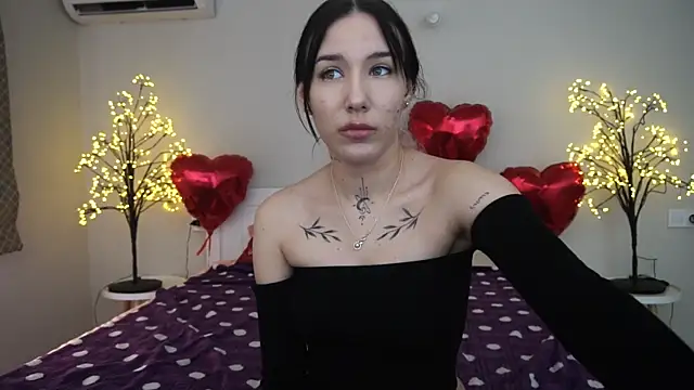 NikkiGoldSide online show from February 2025 02:14:02 PM