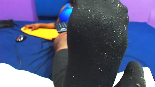 DARKGIANTMELANIN online show from March 2025 08:37:01 PM