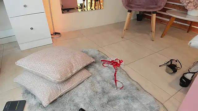 Sapphire Venuss online show from February 2025 12:30:01 AM