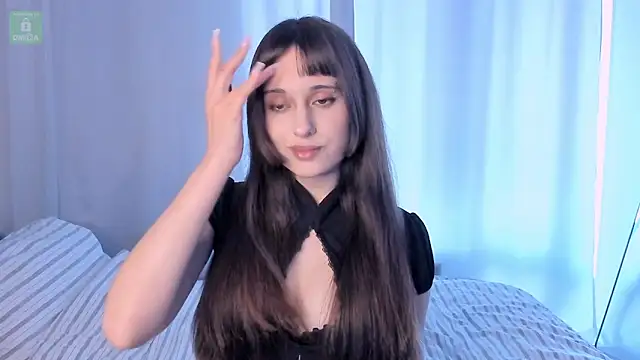 Snapshot of erika_hoiree chatting on June 2026 10:07:02 AM erika hoiree online show from June 2026 10:07:02 AM