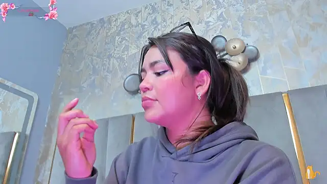 KimDevinne online show from March 2026 02:59:01 AM