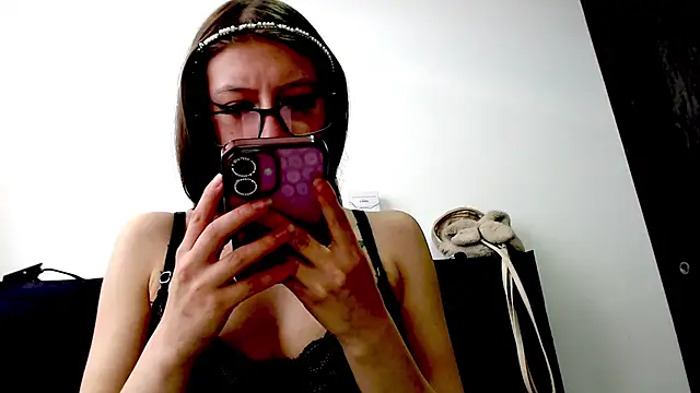 Aurora blossom   online show from November 2025 09:38:02 PM