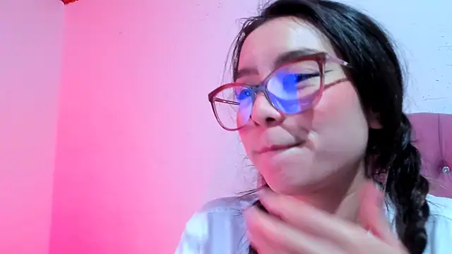 Snapshot of teffy_lee chatting on December 2024 10:57:02 PM teffy lee online show from December 2024 10:57:02 PM