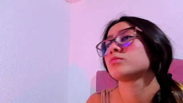 Snapshot of teffy_lee chatting on February 2025 11:41:02 PM teffy lee online show from February 2025 11:41:02 PM