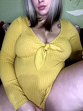 Snapshot of 69Laura696 chatting on December 2024 06:11:01 PM 69Laura696 online show from December 2024 06:11:01 PM