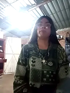 Snapshot of yovana13 chatting on October 2025 03:10:02 PM yovana13 online show from October 2025 03:10:02 PM