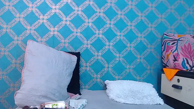 violeta cute18 online show from February 2025 10:04:01 PM