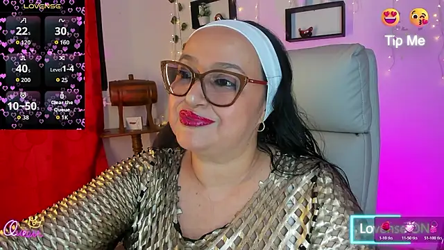 Gia Nahomi online show from February 2026 10:18:01 PM