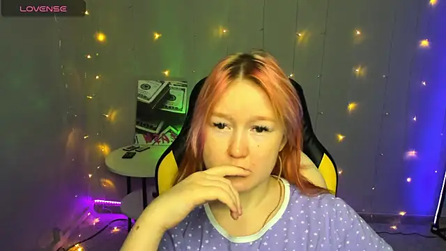 Sara Robinson online show from February 2025 10:08:02 AM