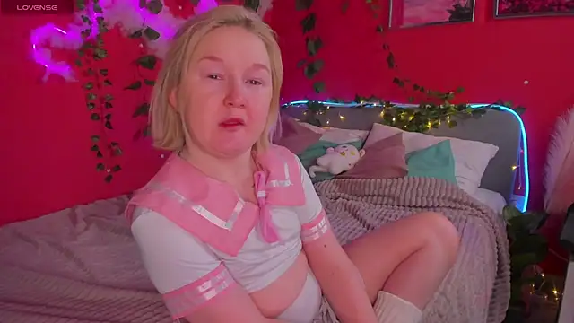 Sara Robinson online show from March 2026 02:59:02 AM