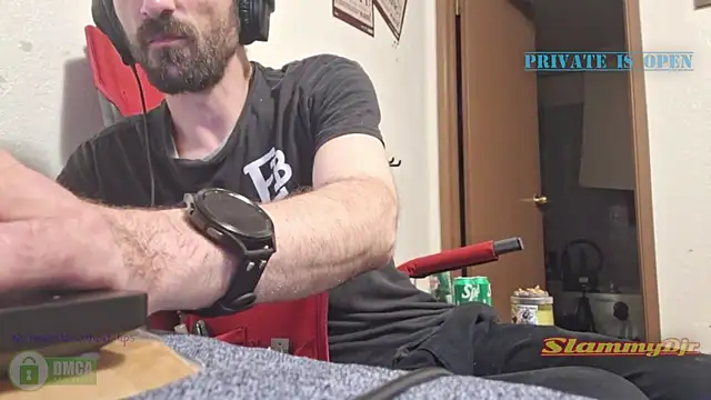 Snapshot of SlammyDjr chatting on June 2026 04:39:02 AM SlammyDjr online show from June 2026 04:39:02 AM