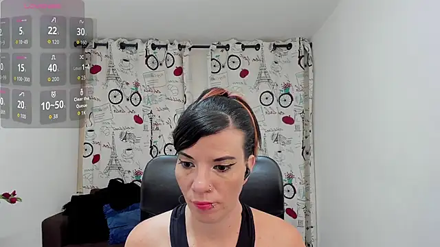 DanaaRey online show from October 2025 04:03:02 PM