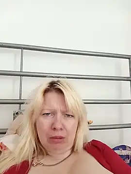 Snapshot of Lauri_scherri chatting on June 2026 12:20:01 PM Lauri scherri online show from June 2026 12:20:01 PM