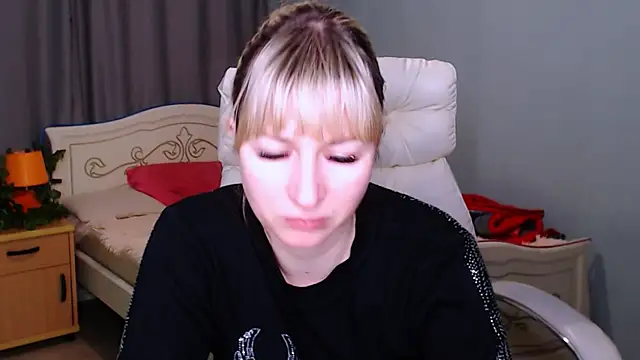 Snapshot of Incredible_Ariela chatting on January 2025 12:01:01 PM Incredible Ariela online show from January 2025 12:01:01 PM