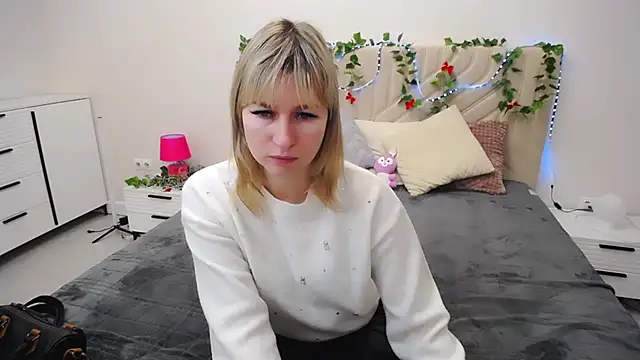 Snapshot of Incredible_Ariela chatting on February 2025 09:42:01 AM Incredible Ariela online show from February 2025 09:42:01 AM